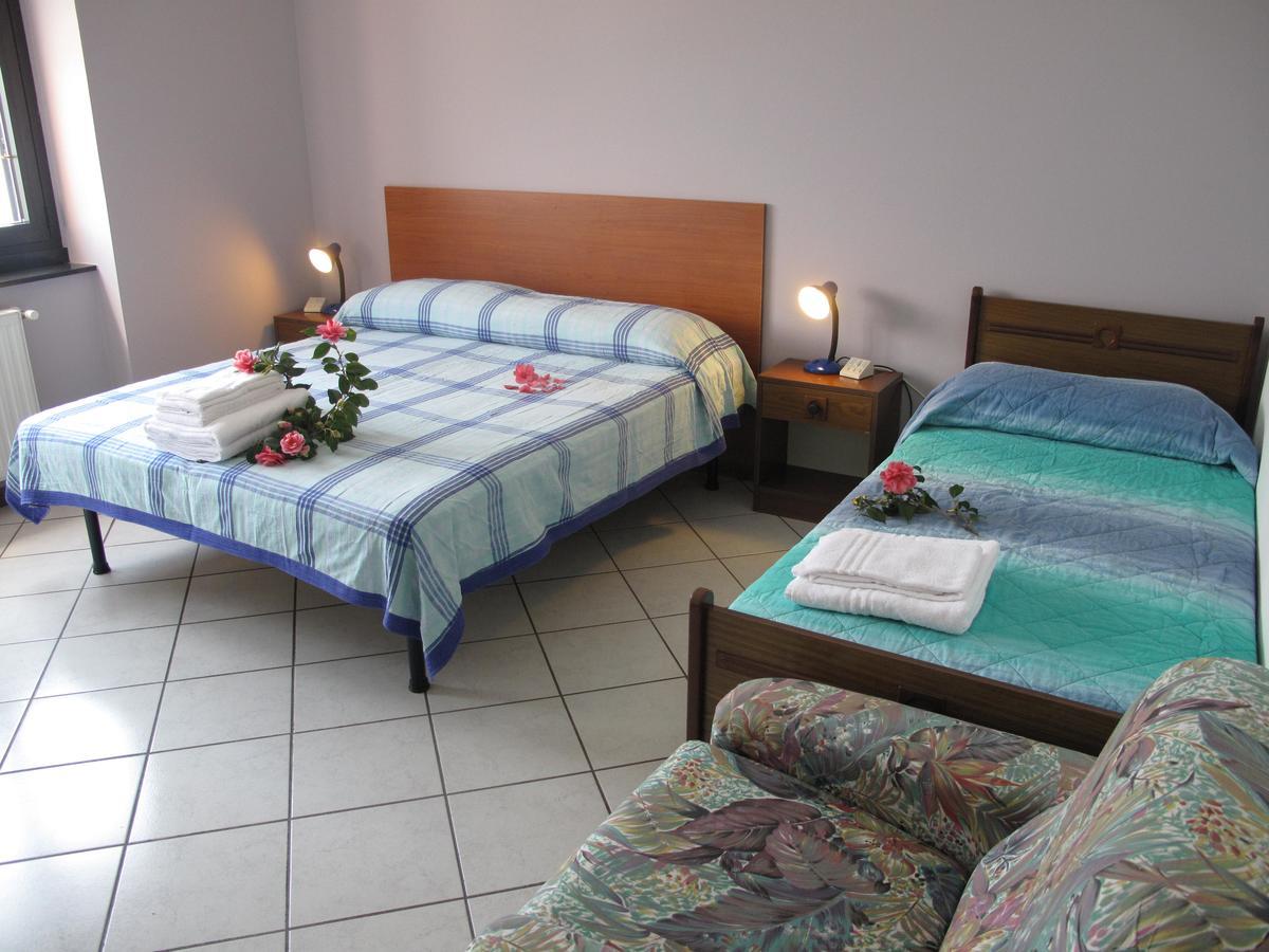 Residence Le Azalee & Spa Vercana Exterior photo